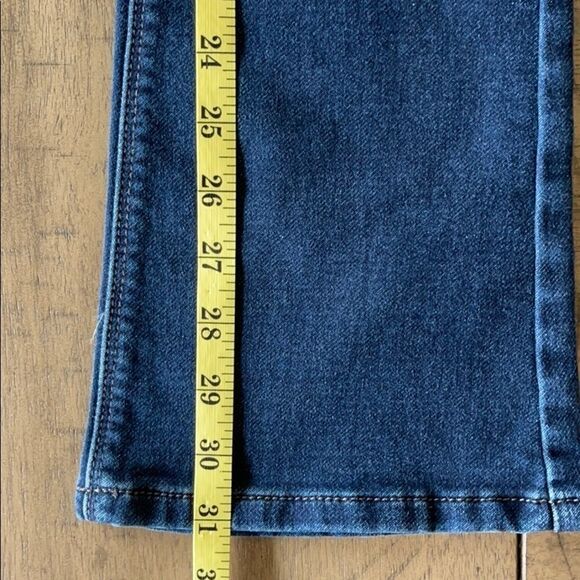 Seven 7 Medium to Dark Wash Bootcut Jeans, Size 4 - Picture 11 of 13